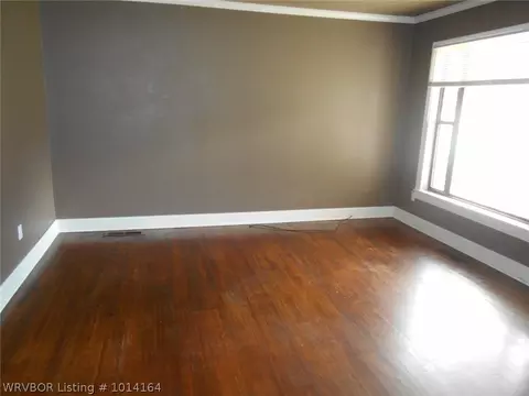 2004 S Q St, Fort Smith, AR 72901 photo 2