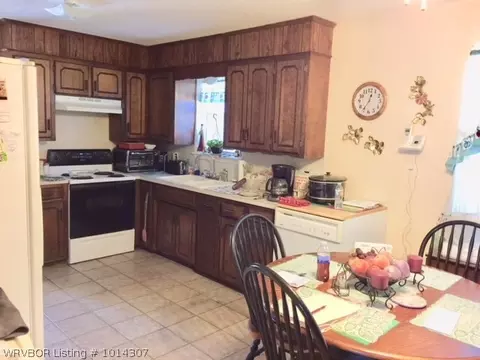 1203 Brewer Ln, Lavaca, AR 72941 photo 6