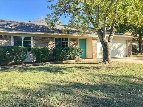 8517 S 31st Ter, Fort Smith, AR 72908 photo 2