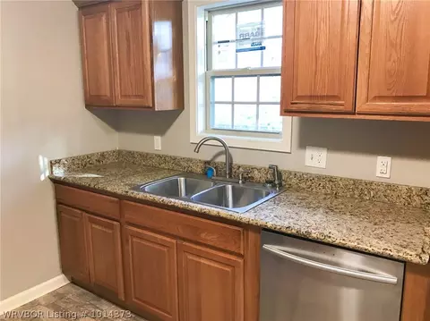 8517 S 31st Ter, Fort Smith, AR 72908 photo 6