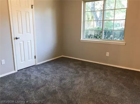 8517 S 31st Ter, Fort Smith, AR 72908 photo 14