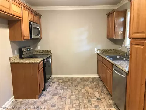 8517 S 31st Ter, Fort Smith, AR 72908 photo 5