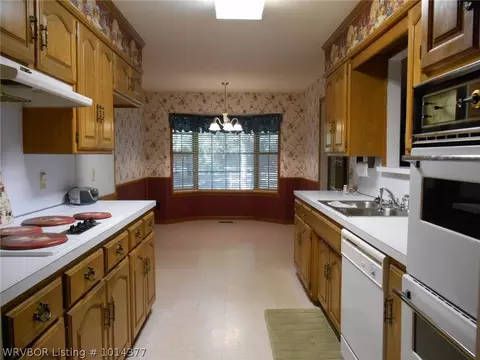 10501 Meandering Way, Fort Smith, AR 72903 photo 6