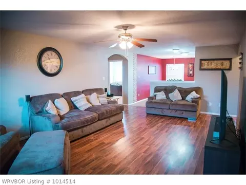 216 Colony Ct, Barling, AR 72923 photo 2