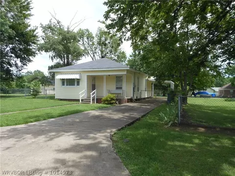 3408 25th St, Fort Smith, AR 72904 photo 1
