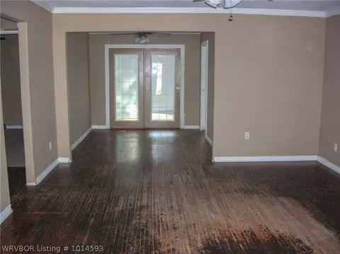 2218 S V St, Fort Smith, AR 72901 photo 2