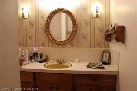 203 Cedar St, Hackett, AR 72937 photo 7