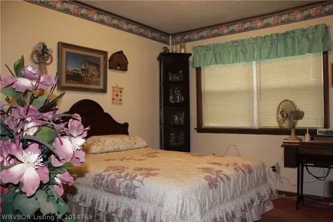 203 Cedar St, Hackett, AR 72937 photo 6