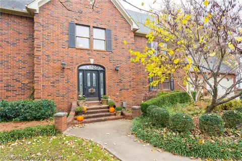 9013 Canterbury, Fort Smith, AR 72903 photo 2