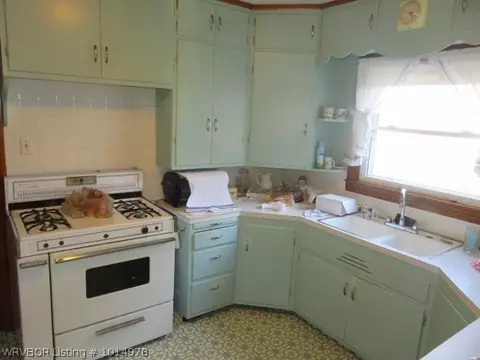 3039 Davis St, Lavaca, AR 72941 photo 6