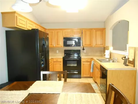 309 Chateau Dr, Fort Smith, AR 72908 photo 5