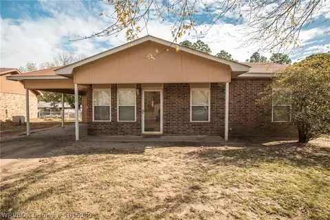 1404 15th Ter, Barling, AR 72923 photo 1