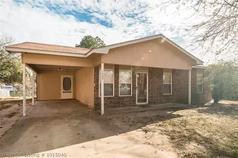 1404 15th Ter, Barling, AR 72923 photo 11