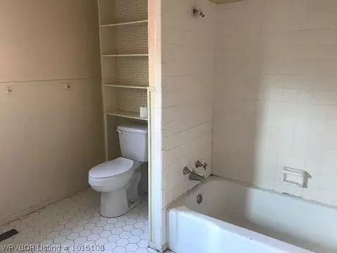 3529 Park Ave, Fort Smith, AR 72903 photo 5