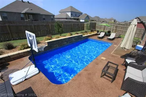 606 Trenton Dr, Fort Smith, AR 72908 photo 2