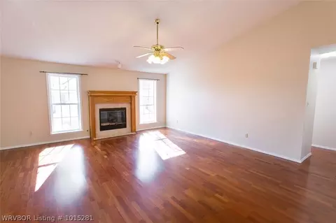 1025 Harrell St, Alma, AR 72921 photo 2