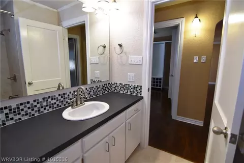 4704 Park Ave, Fort Smith, AR 72903 photo 8