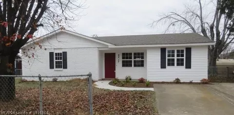 8417 35th Ter, Fort Smith, AR 72908 photo 1