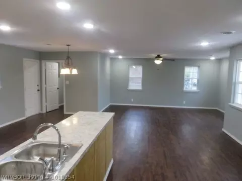 8417 35th Ter, Fort Smith, AR 72908 photo 7