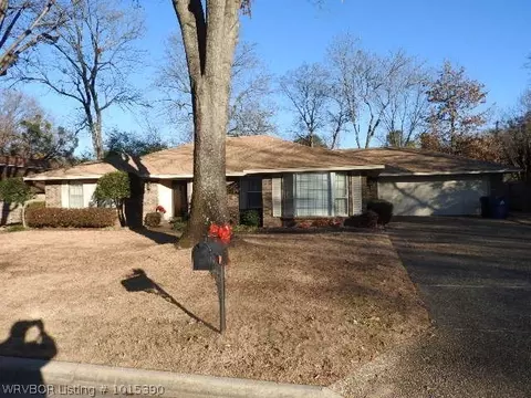 3307 27th St, Fort Smith, AR 72901 photo 2
