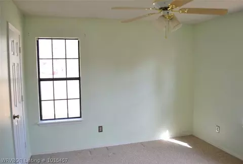 1004 9 St, Barling, AR 72923 photo 15