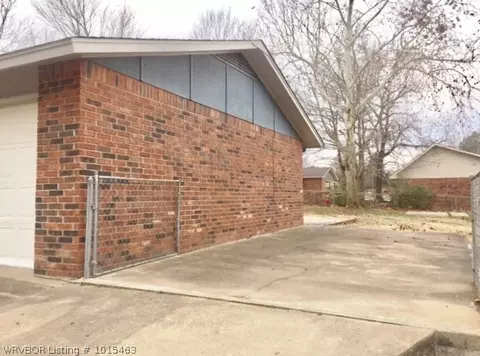 1505 14th Cir, Barling, AR 72923 photo 17