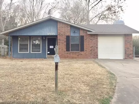 1505 14th Cir, Barling, AR 72923 photo 1