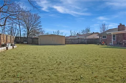 1310 Strozier Ct, Barling, AR 72923 photo 16
