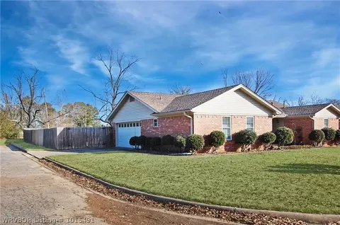 1310 Strozier Ct, Barling, AR 72923 photo 18