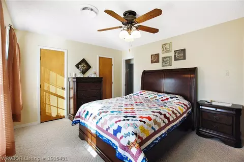 1310 Strozier Ct, Barling, AR 72923 photo 8