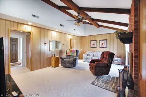 1310 Strozier Ct, Barling, AR 72923 photo 3