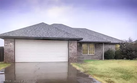 105 Chase, Pocola, OK 74902 photo 1