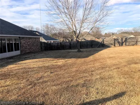 102 Katie Ct, Lavaca, AR 72941 photo 7
