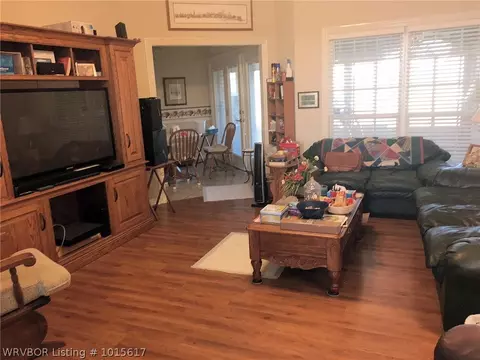 102 Katie Ct, Lavaca, AR 72941 photo 2