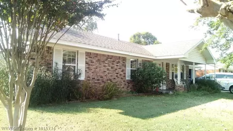 7900 Southridge Dr, Fort Smith, AR 72908 photo 1