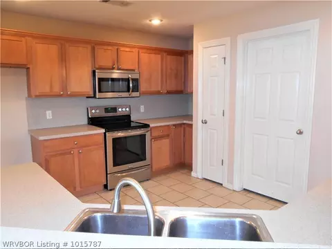 919 N 2 Ter, Barling, AR 72923 photo 3