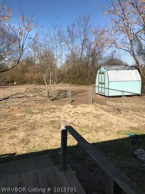 1007 E Baltimore St, Panama, OK 74951 photo 8