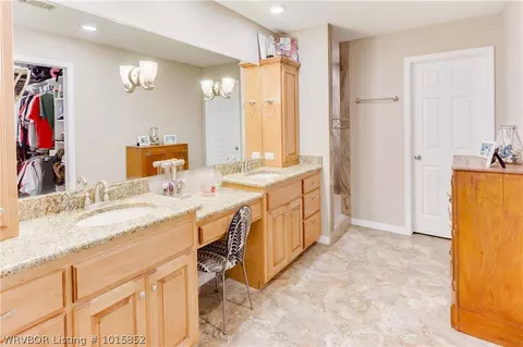 1305 S Division St, Lavaca, AR 72941 photo 16