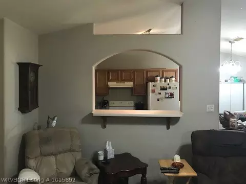 1207 9th St, Barling, AR 72923 photo 11