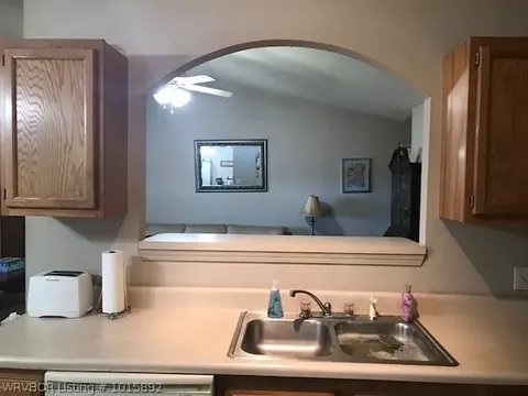 1207 9th St, Barling, AR 72923 photo 10