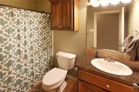 626 E Joplin St, Greenwood, AR 72936 photo 9