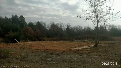 9223 Payton Dr, Lavaca, AR 72941 photo 1
