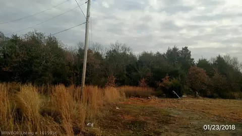 9223 Payton Dr, Lavaca, AR 72941 photo 3