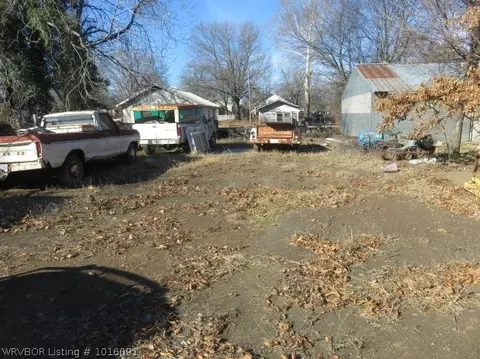 210 Elm St, Paris, AR 72855 photo 1