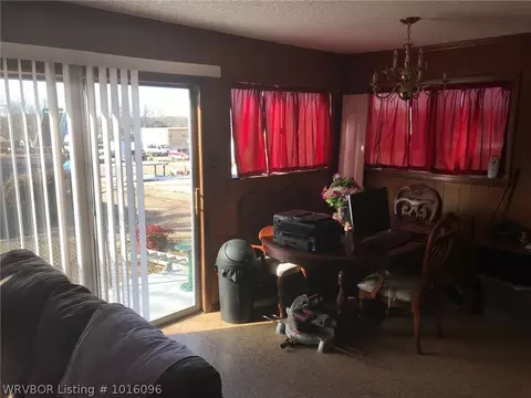 809 N Albert Pike Ave, Fort Smith, AR 72903 photo 11