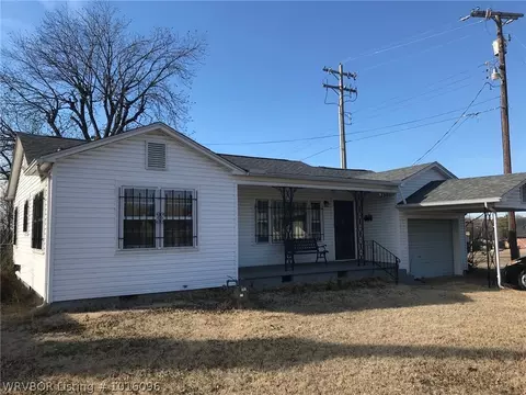 809 N Albert Pike Ave, Fort Smith, AR 72903 photo 2