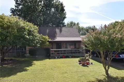 102 Cornell Cir, Fort Smith, AR 72908 photo 1