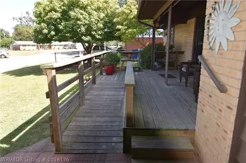 102 Cornell Cir, Fort Smith, AR 72908 photo 3