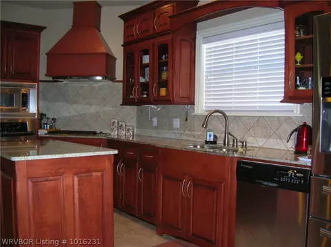 8900 Lakeside Way, Fort Smith, AR 72903 photo 6