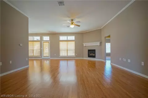704 S Adams St, Lavaca, AR 72941 photo 2